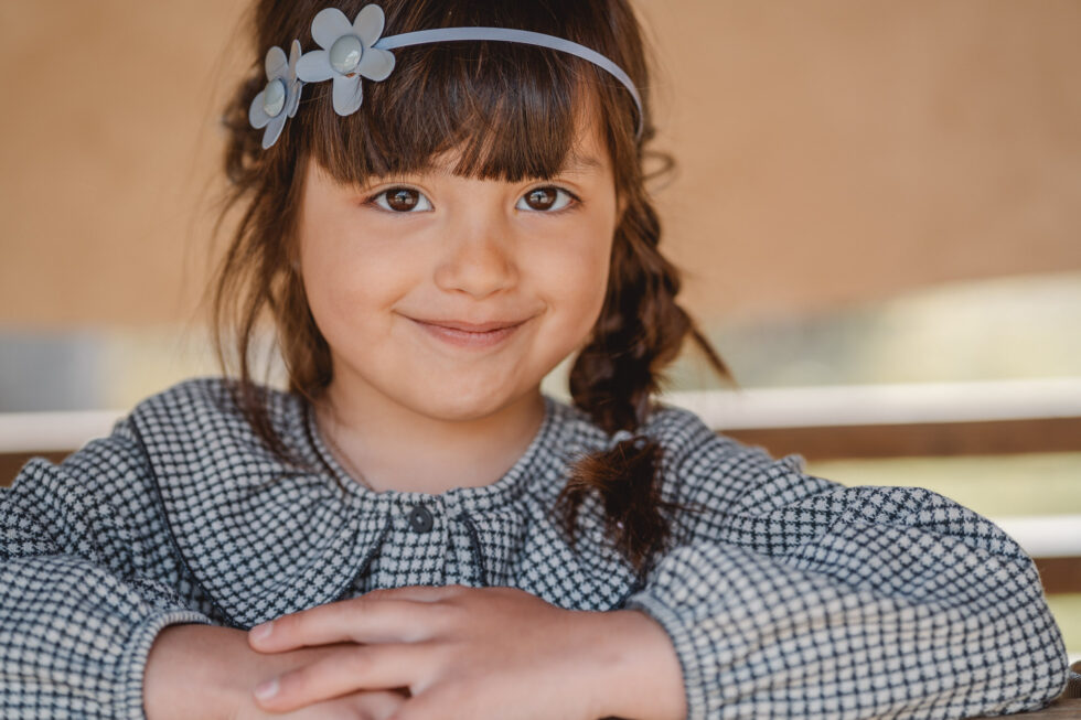 Kitafoto von einem Mädchen aufgenommen von einem Kindergartenfotograf in München